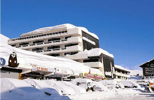 Hotel Le Dome ラルプ・デュエ エクステリア 写真